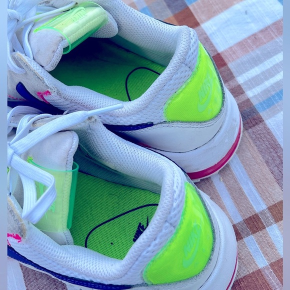 Nike Air Max Excee Tennis Running Shoes Sneakers Women’s Size 8.5 Used White - Picture 3 of 6